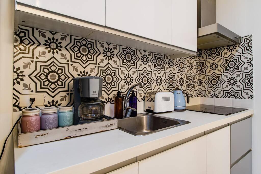 Apartment Gramercy French Rustic 2br Penthouse 60th Flr With Awesome View! *